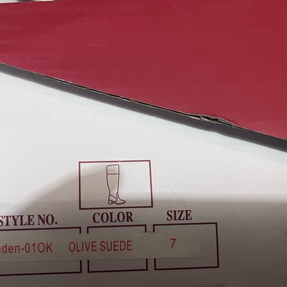 Olive Over the Knee Boots. Size 7 - Picture 4 of 4